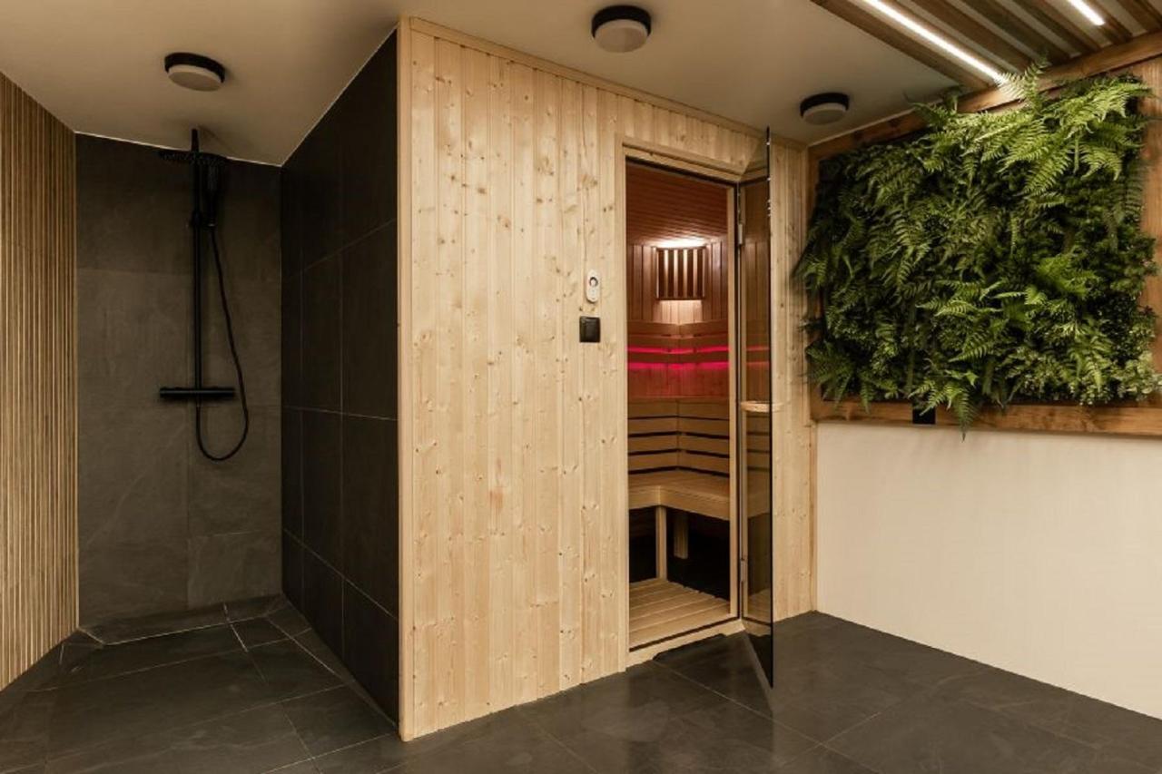 Apart-Center Motola Residence زاكوباني المظهر الخارجي الصورة